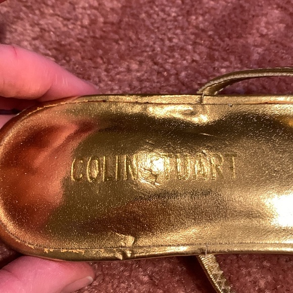 Colin Stewart Gold Ring Embellished Flat Sandals 🔴 - Picture 5 of 13